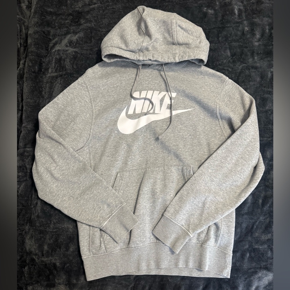 Men’s Grey Nike Sportswear Club Fleece